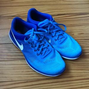 Nike trainers Women’s size 11, barely worn